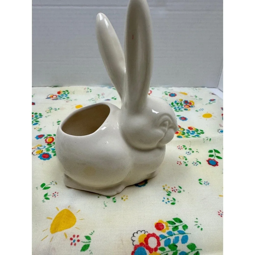 Vintage White Ceramic Bunny Rabbit Planter Succulent‎ Pot Easter Decor Kitsch
